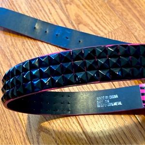 Hot pink zebra striped 3 row pyramid stud belt